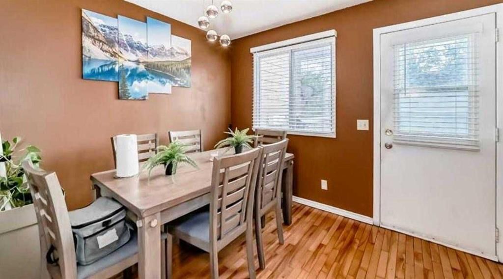 5625 TEMPLEHILL Road NE, Calgary — photo 4 of 48