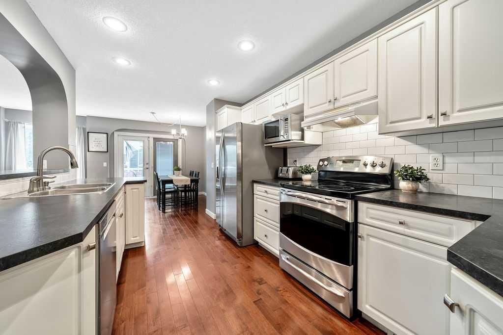 119 Bridlecreek Terrace, Calgary — main listing photo