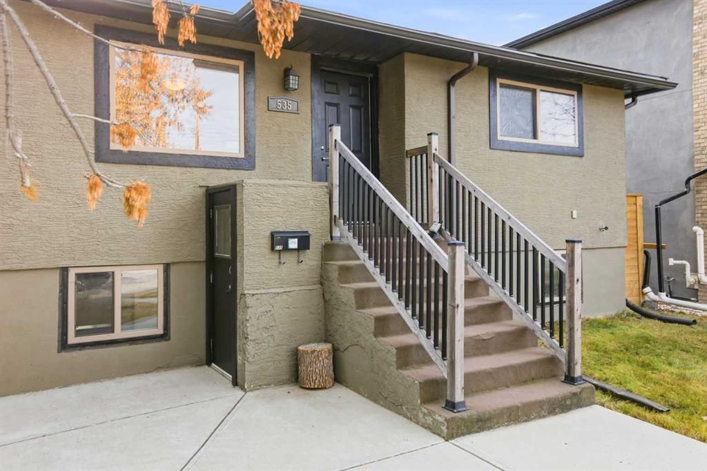 535 30 Avenue NW, Calgary — photo 2 of 37