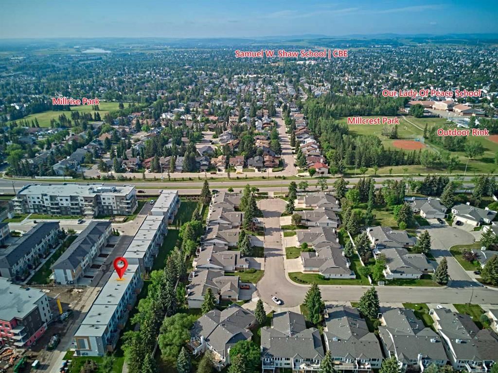 444 Shawnee Square SW, Calgary — main listing photo