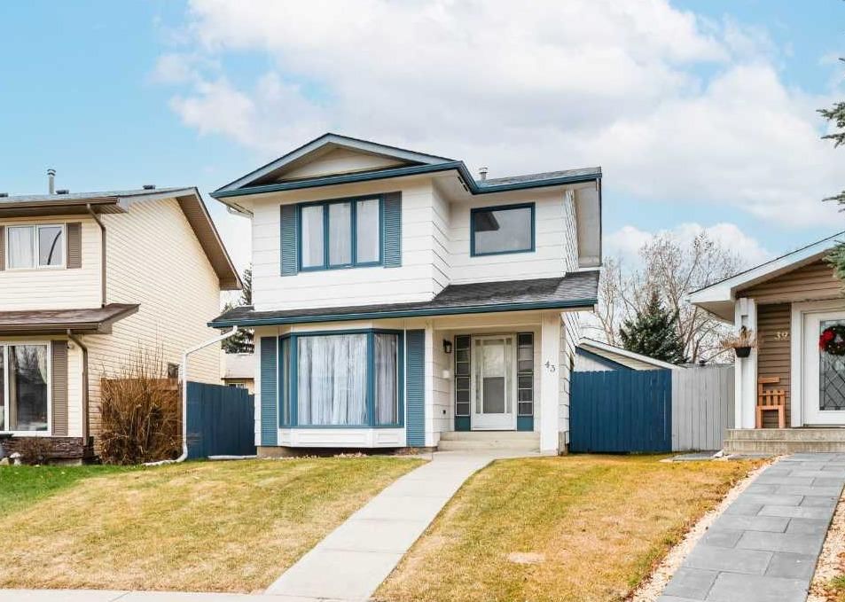 43 Sunmills Court SE, Calgary — main listing photo