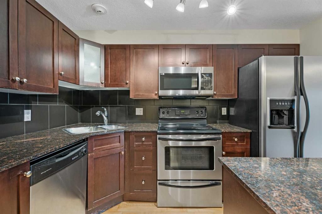 404, 728 3 Avenue NW, Calgary — photo 4 of 21