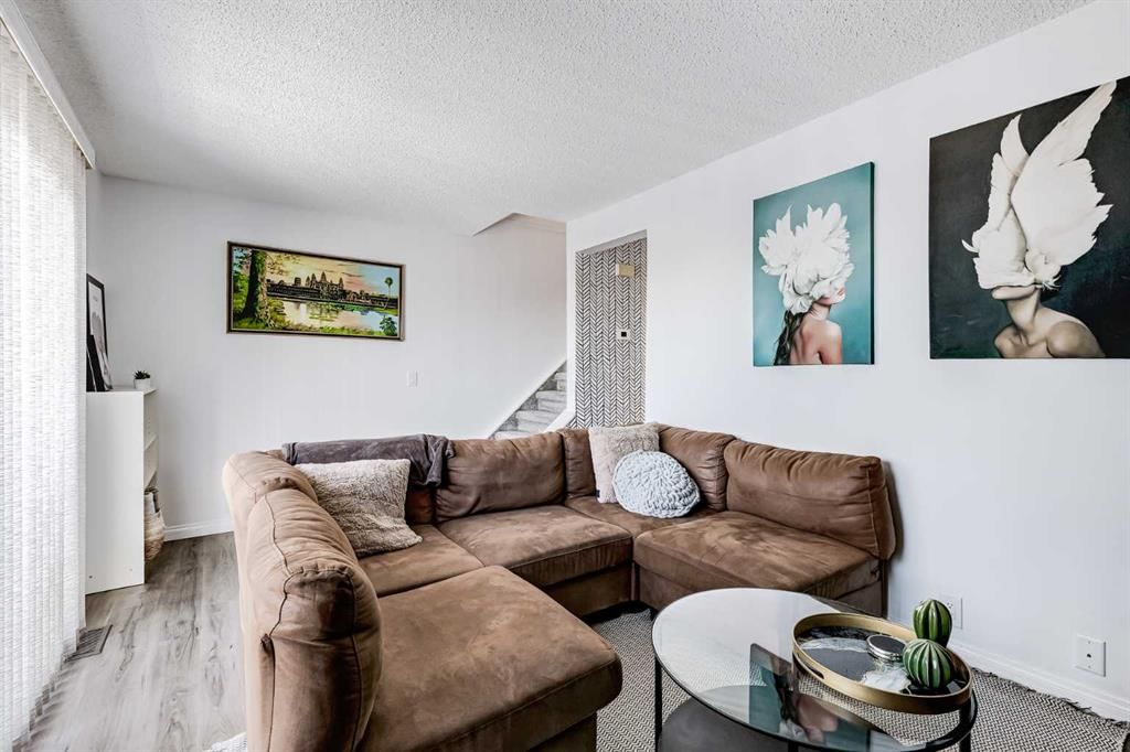 38, 1055 72 Avenue NW, Calgary — photo 4 of 38