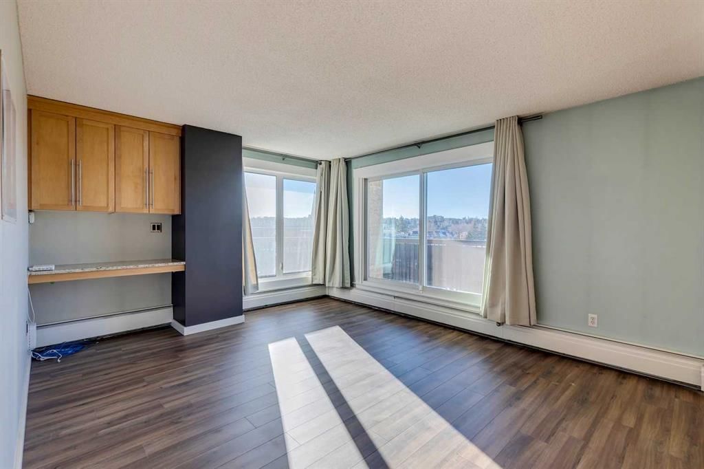 404, 1334 12 Avenue SW, Calgary — photo 3 of 25