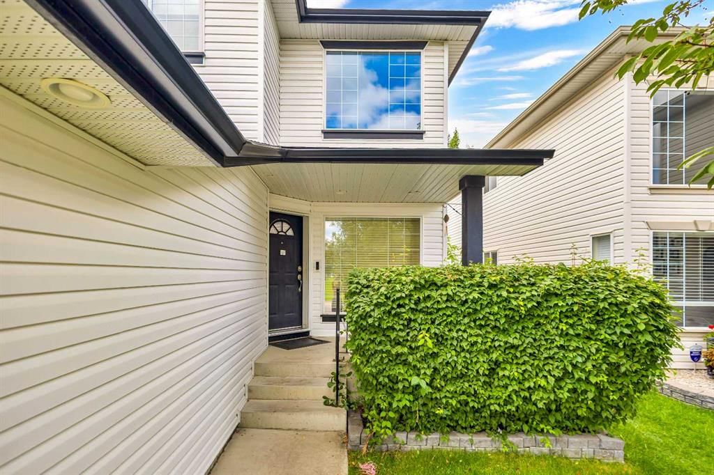 18 Shannon Square SW, Calgary — photo 4 of 42