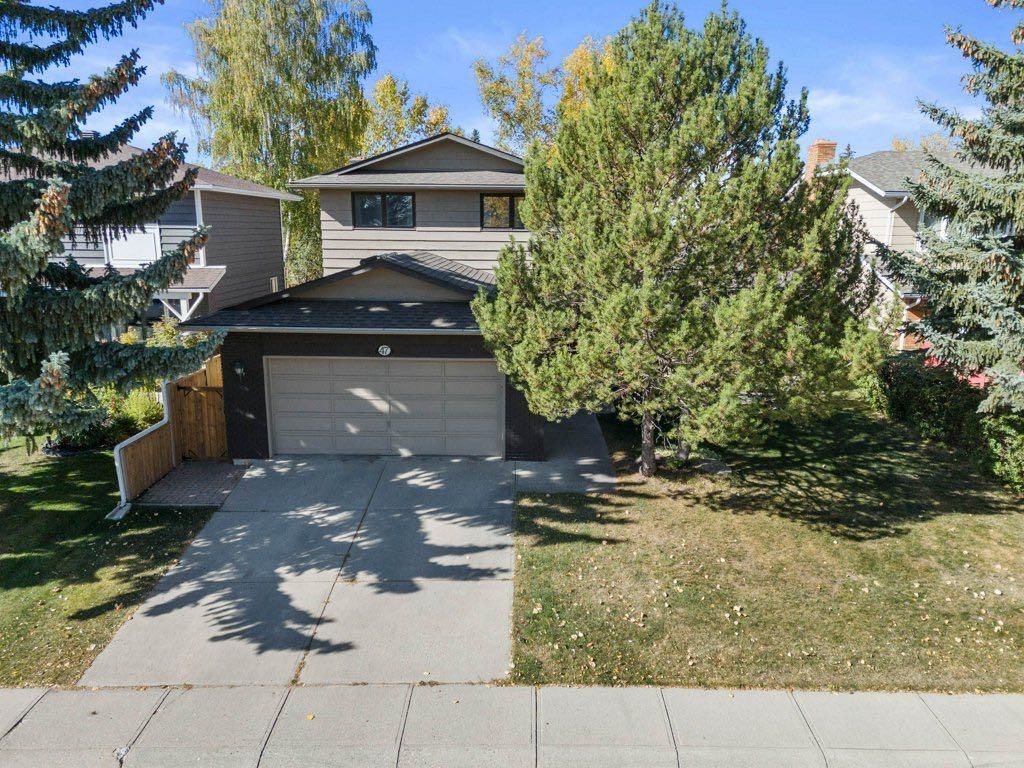 47 Woodmont Way SW, Calgary — main listing photo