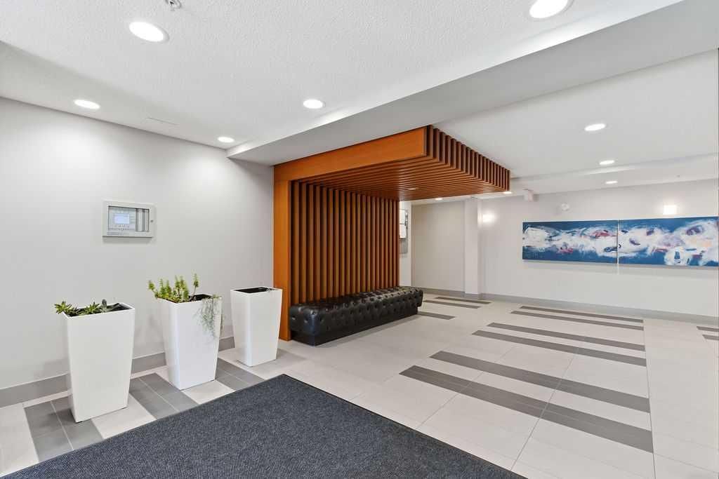 327, 510 Edmonton Trail NE, Calgary — photo 4 of 26