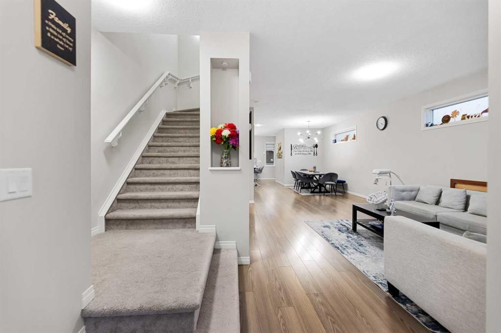 131 Redstone Boulevard NE, Calgary — photo 5 of 35