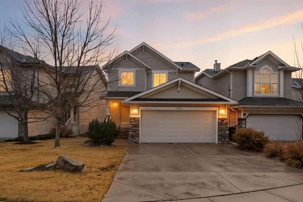 149 Springborough Way SW, Calgary — main listing photo