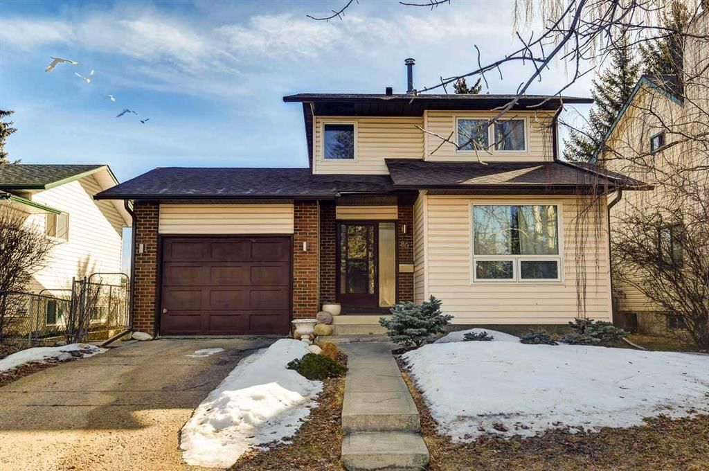 80 Woodglen Road SW, Calgary — photo 2 of 35