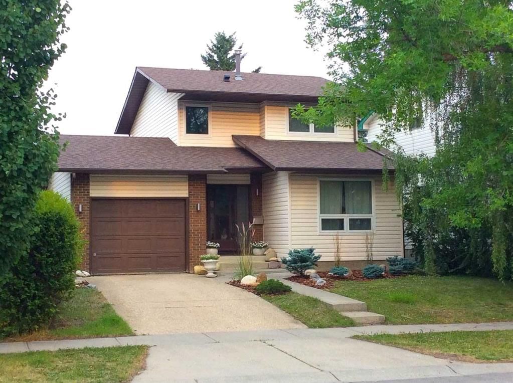 80 Woodglen Road SW, Calgary — photo 4 of 35