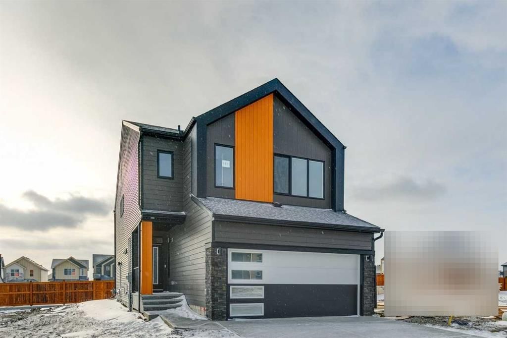 117 Heartwood Lane SE, Calgary — main listing photo