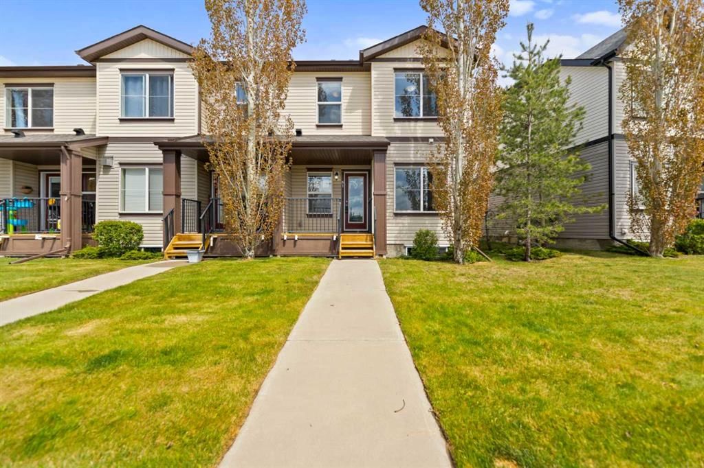 81 Copperpond Landing SE, Calgary — photo 4 of 36