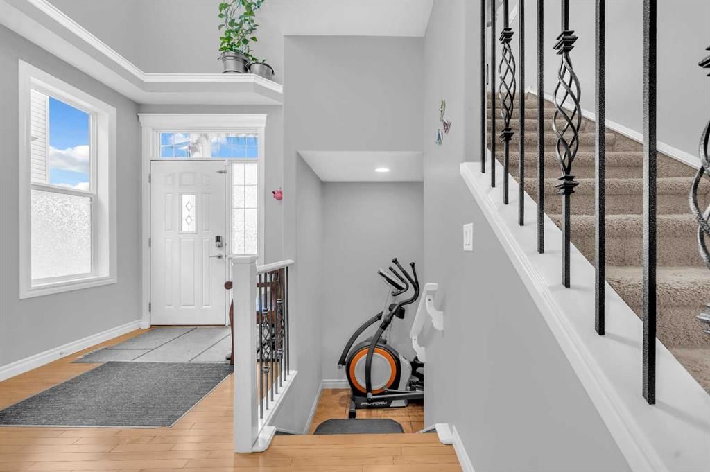 13112 Coventry Hills Way NE, Calgary — photo 4 of 43