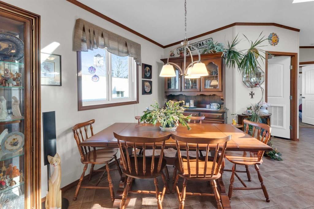 113, 99 Arbour Lake Rd NW, Calgary — photo 5 of 34