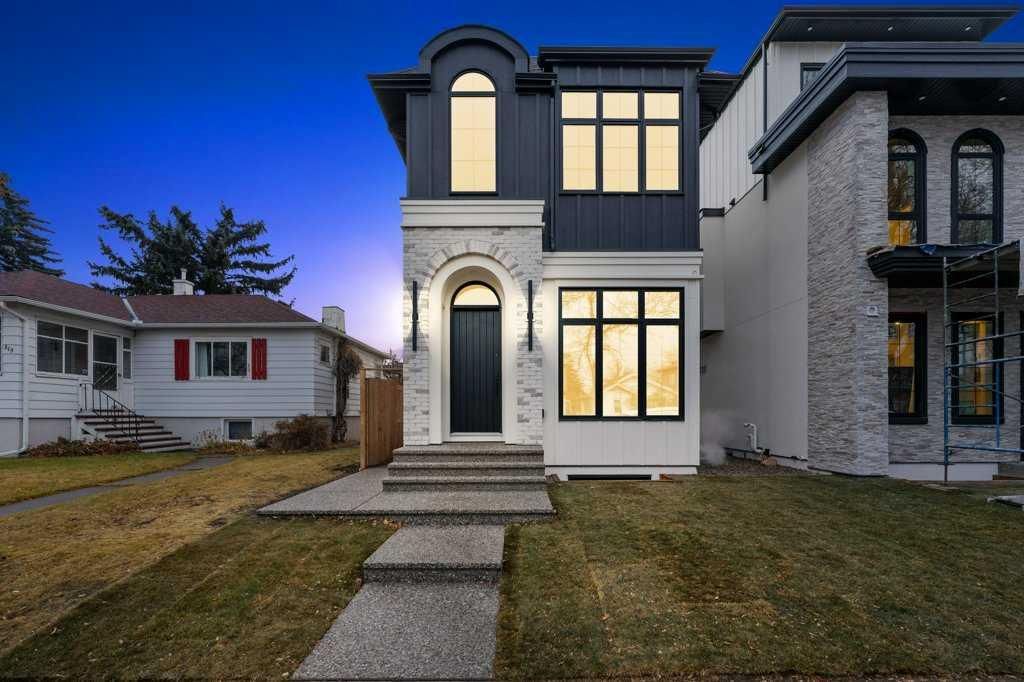 321 18 Avenue NW, Calgary — main listing photo