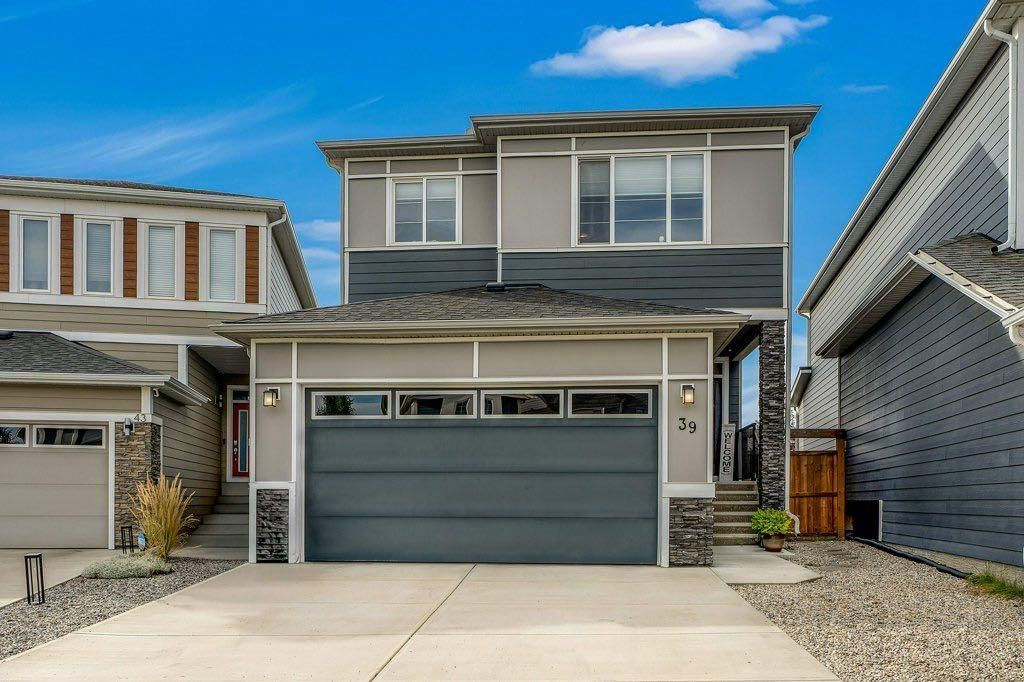 39 Cranbrook Green SE, Calgary — photo 2 of 50