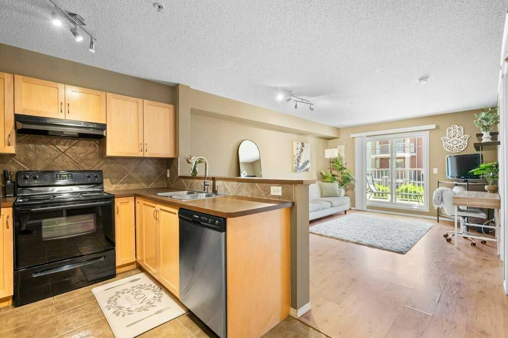 8107, 70 Panamount Drive NW, Calgary — main listing photo