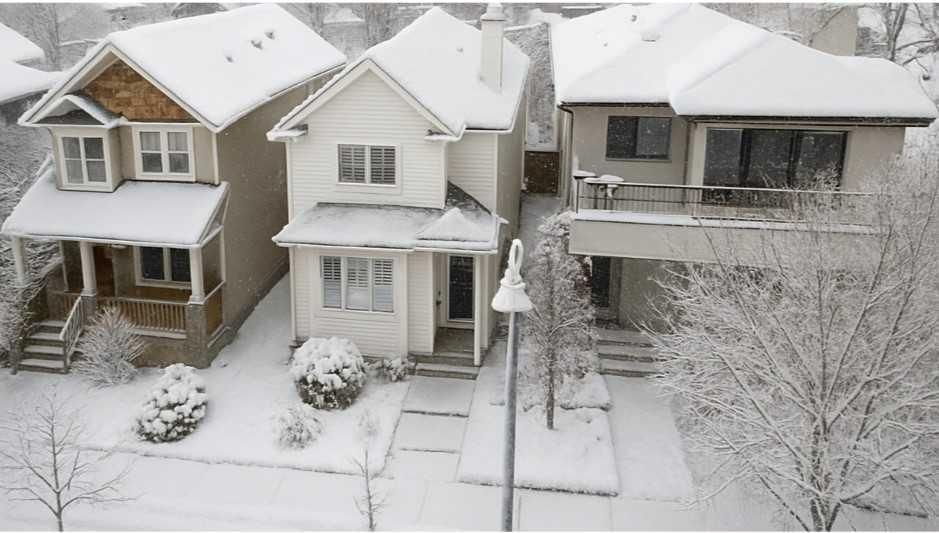 923 5 Street NW, Calgary — photo 2 of 44