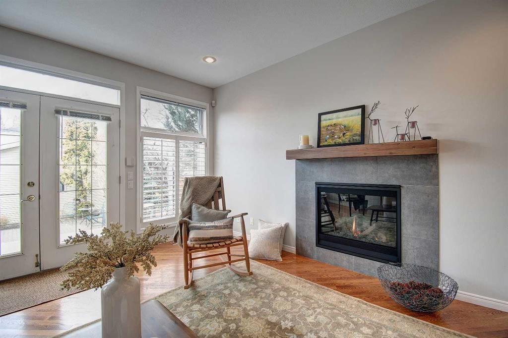 923 5 Street NW, Calgary — photo 5 of 44