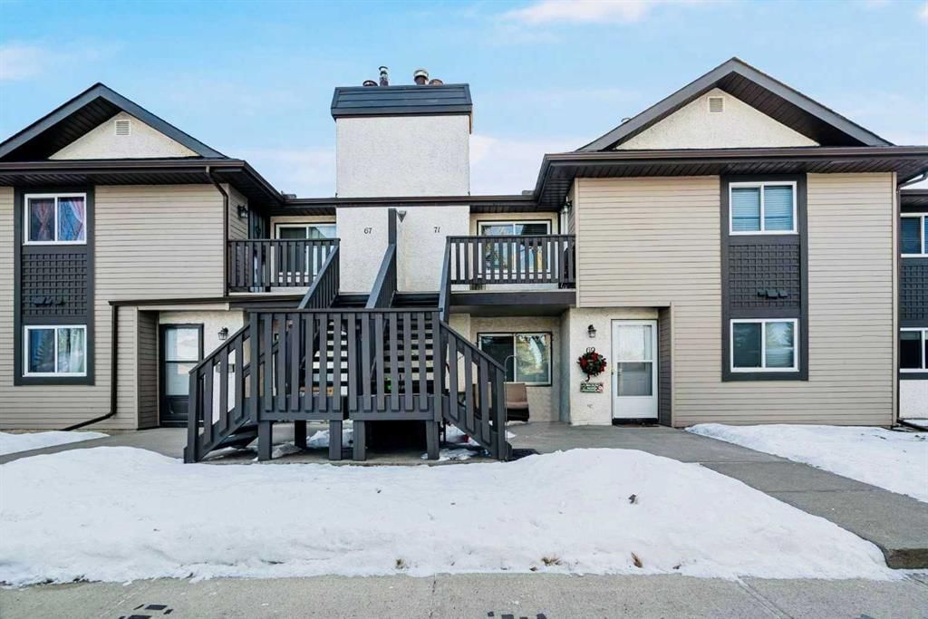 71 Cedar Springs Gardens SW, Calgary — main listing photo