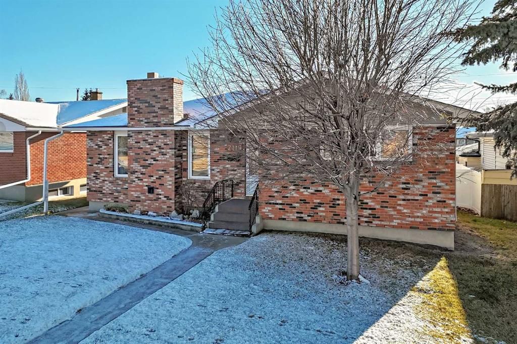 2119 Mackid Crescent NE, Calgary — photo 2 of 45