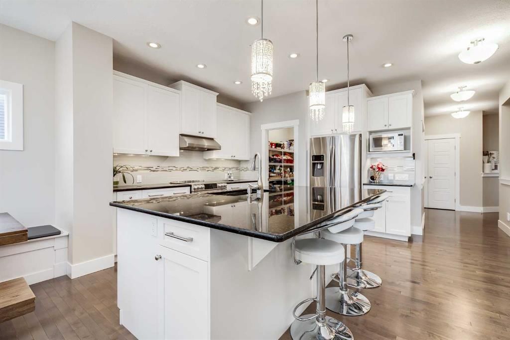 80 Evansfield Place NW, Calgary — photo 5 of 50