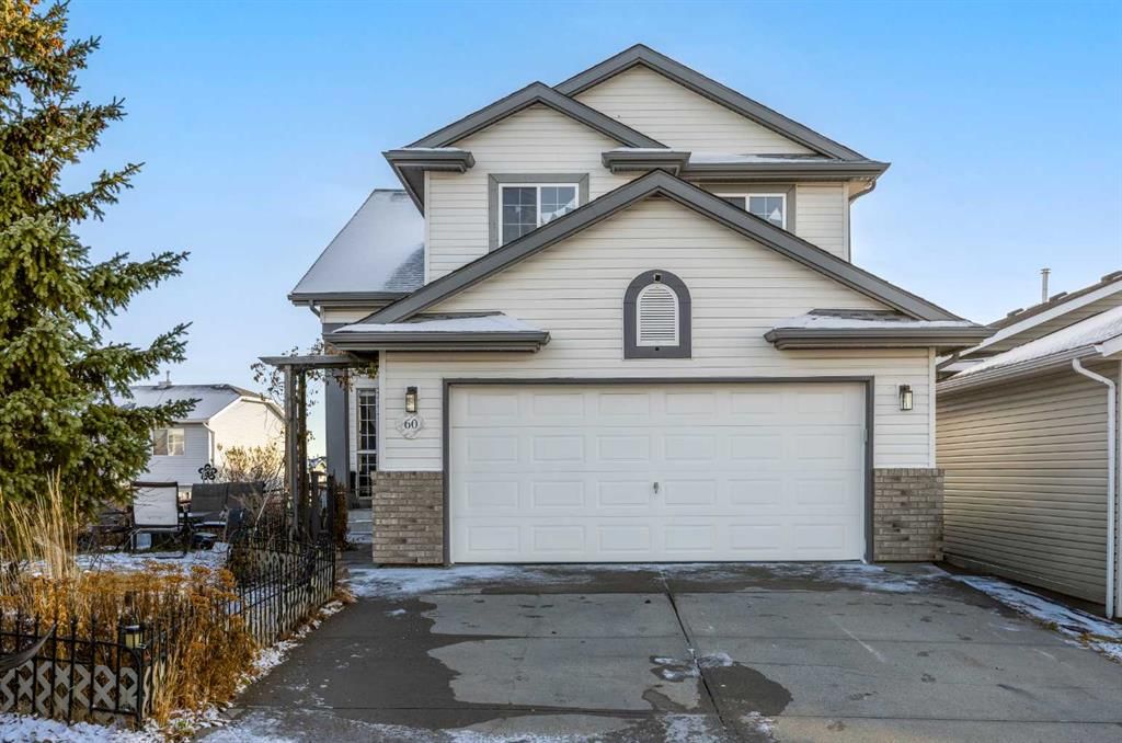 60 Tuscarora Way NW, Calgary — main listing photo