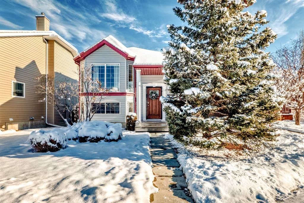 203 Hidden Spring Green NW, Calgary — main listing photo