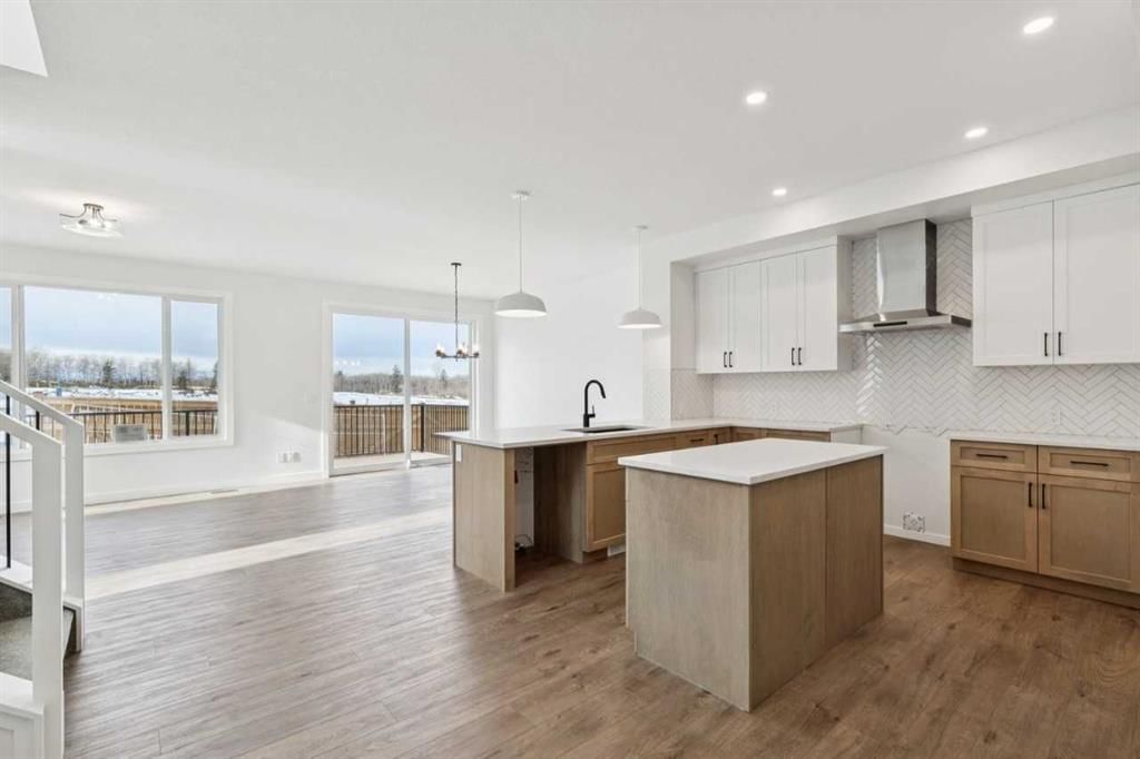 136 Versant Point SW, Calgary — photo 4 of 32