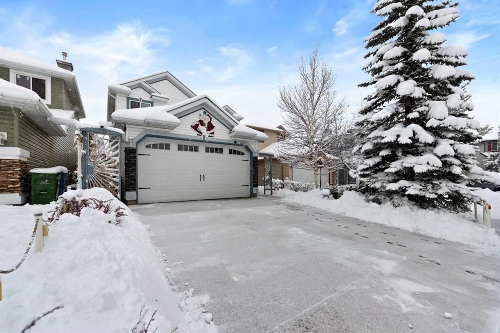 158 Somerglen Road SW, Calgary — photo 2 of 33