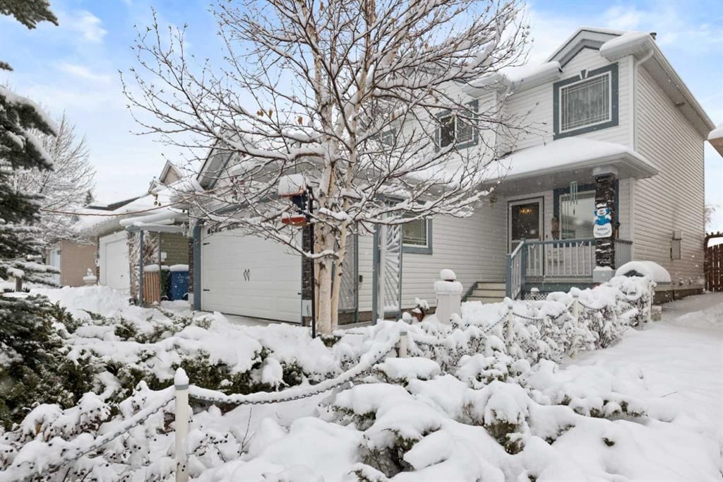 158 Somerglen Road SW, Calgary — photo 3 of 33