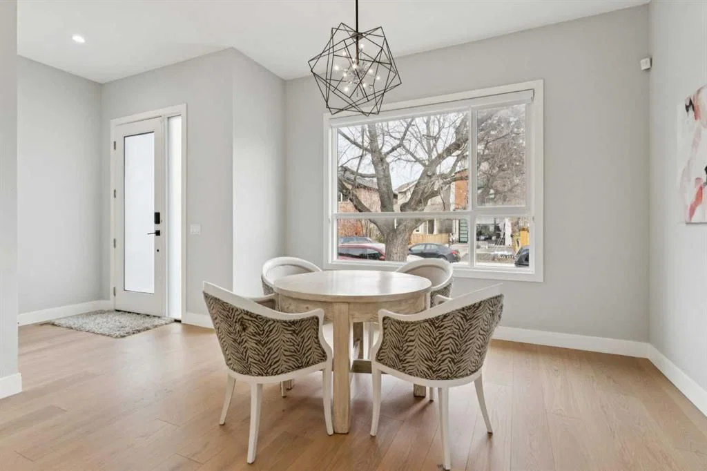 1607 18 Avenue NW, Calgary — photo 5 of 40
