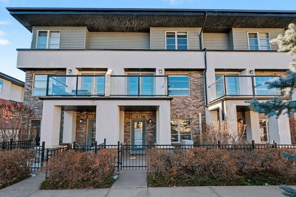 14 Aspen Hills Terrace SW, Calgary — main listing photo
