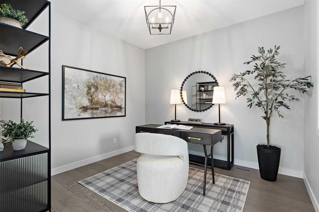 36 Creekstone Grove SW, Calgary — photo 2 of 21
