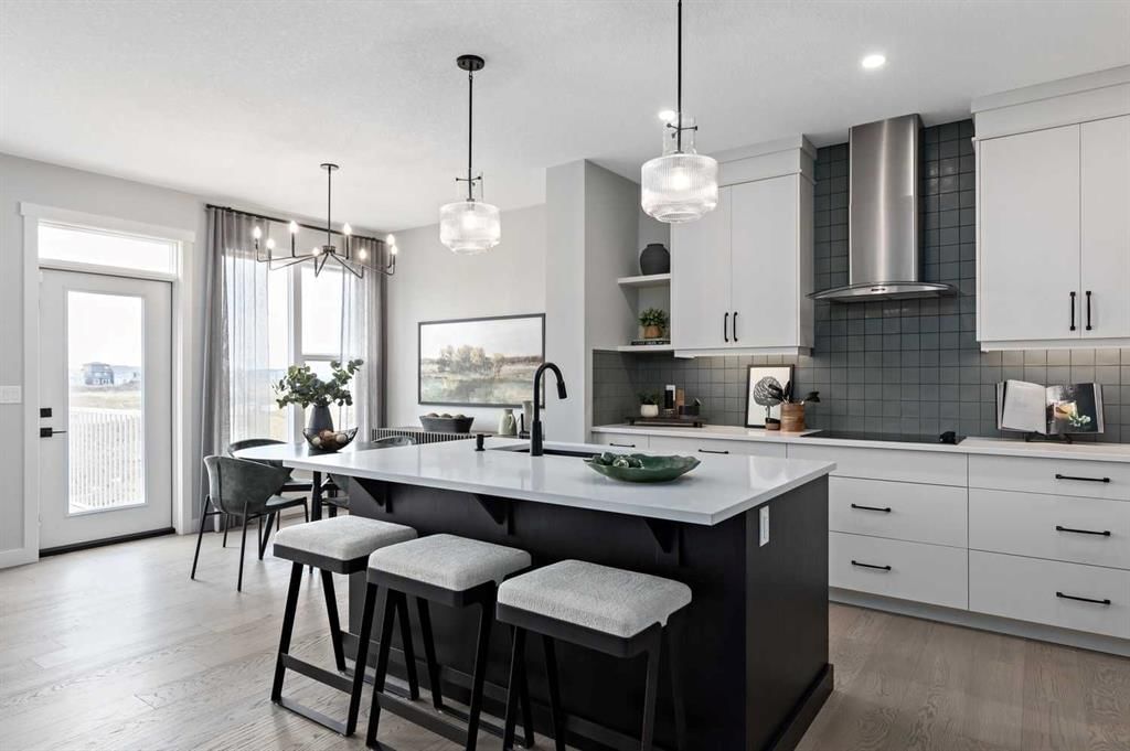36 Creekstone Grove SW, Calgary — photo 3 of 21