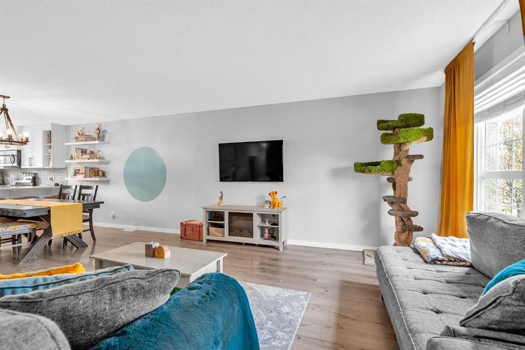 381 Legacy Boulevard SE, Calgary — photo 3 of 38
