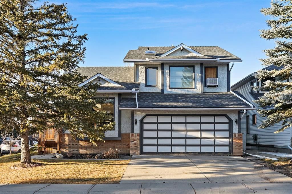 123 Mckerrell Crescent SE, Calgary — photo 3 of 20