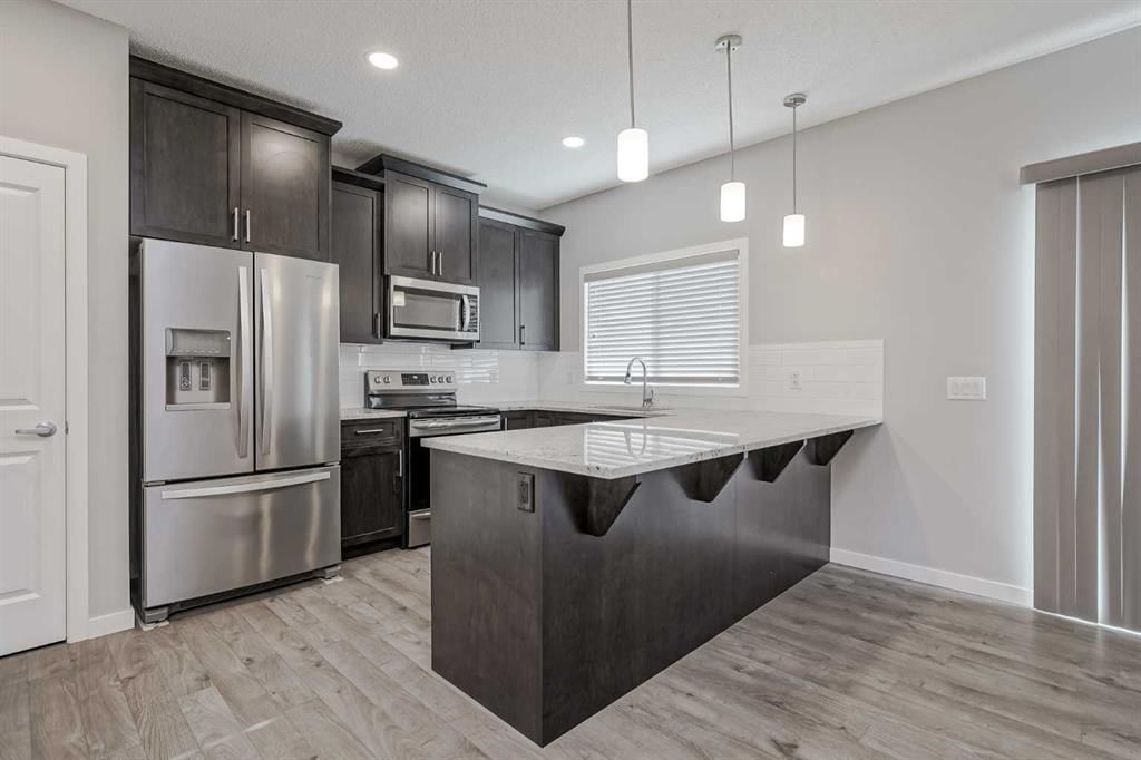 170 Carringvue Park NW, Calgary — photo 2 of 45