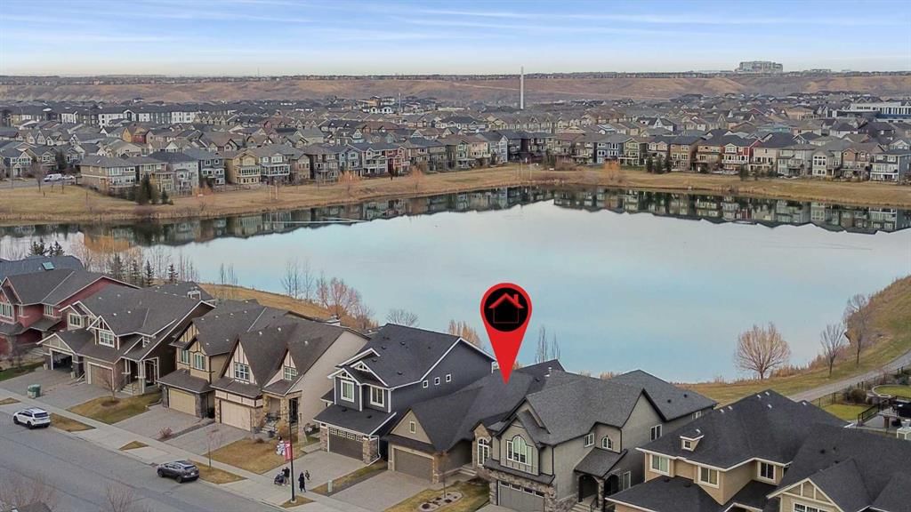 76 Legacy Circle SE, Calgary — photo 4 of 46