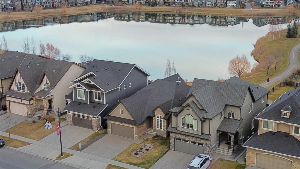 76 Legacy Circle SE, Calgary — photo 5 of 46