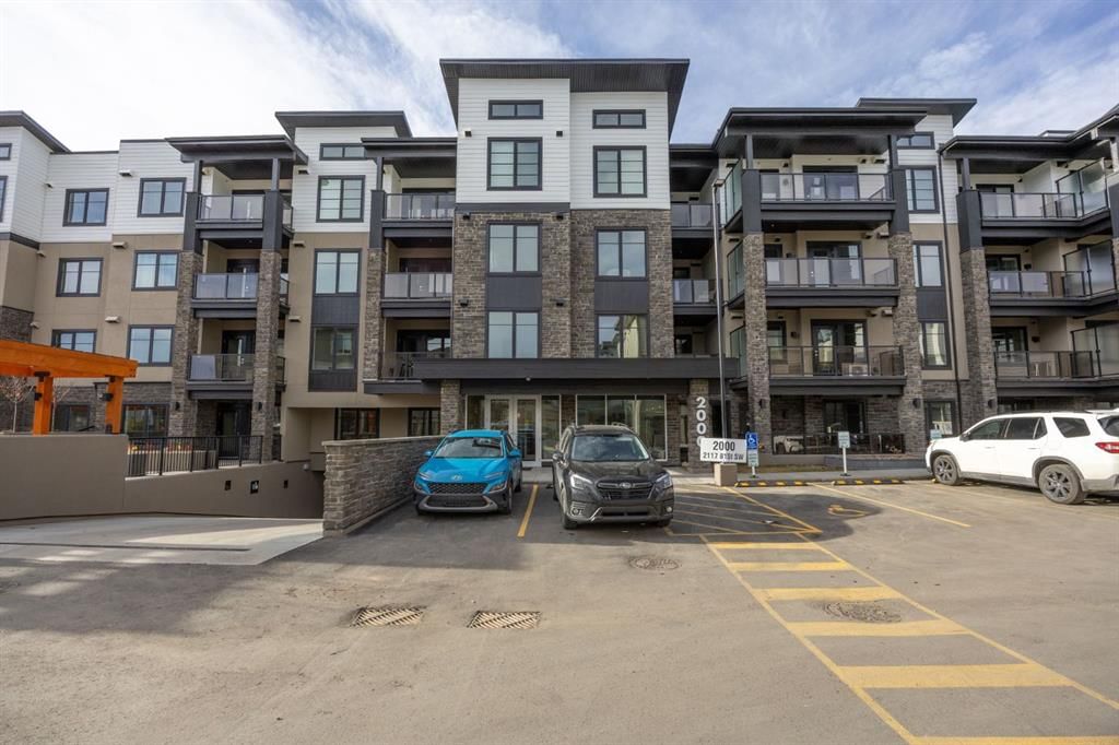 2202, 2117 81 Street SW, Calgary — photo 2 of 48