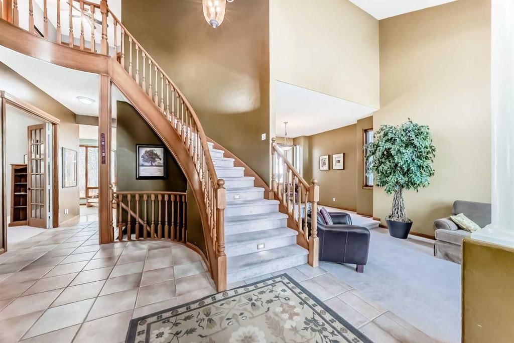 67 Evergreen Rise SW, Calgary — photo 4 of 43