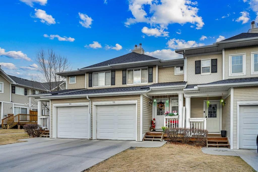 56 Country Village Manor NE, Calgary — photo 2 of 44