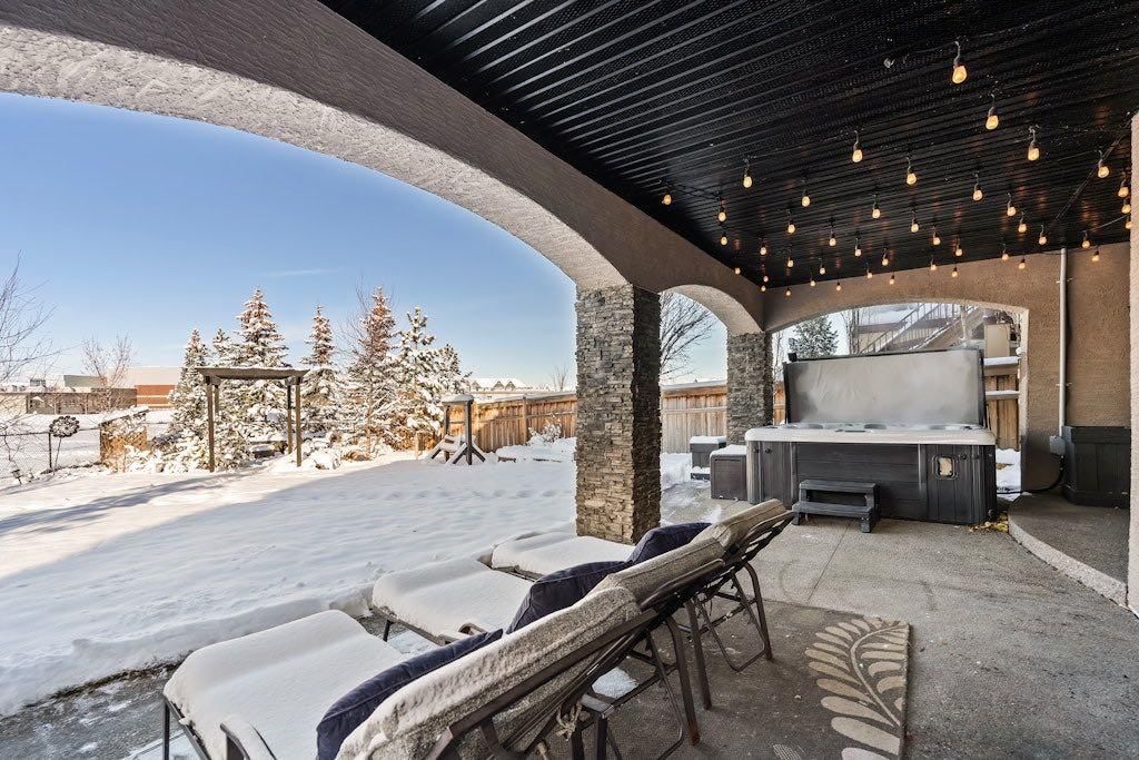 111 Marquis Cove SE, Calgary — photo 5 of 50