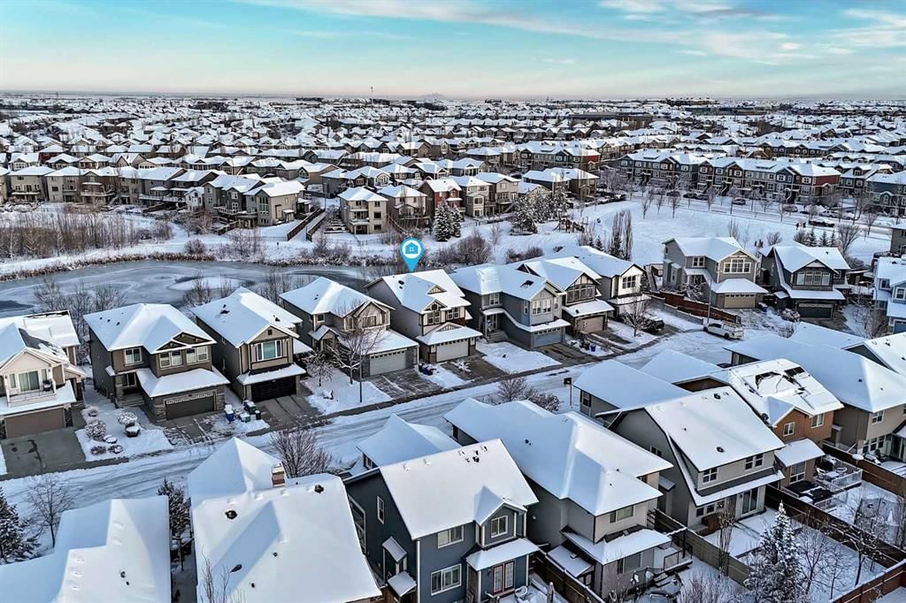 135 Autumn Close SE, Calgary — photo 2 of 43