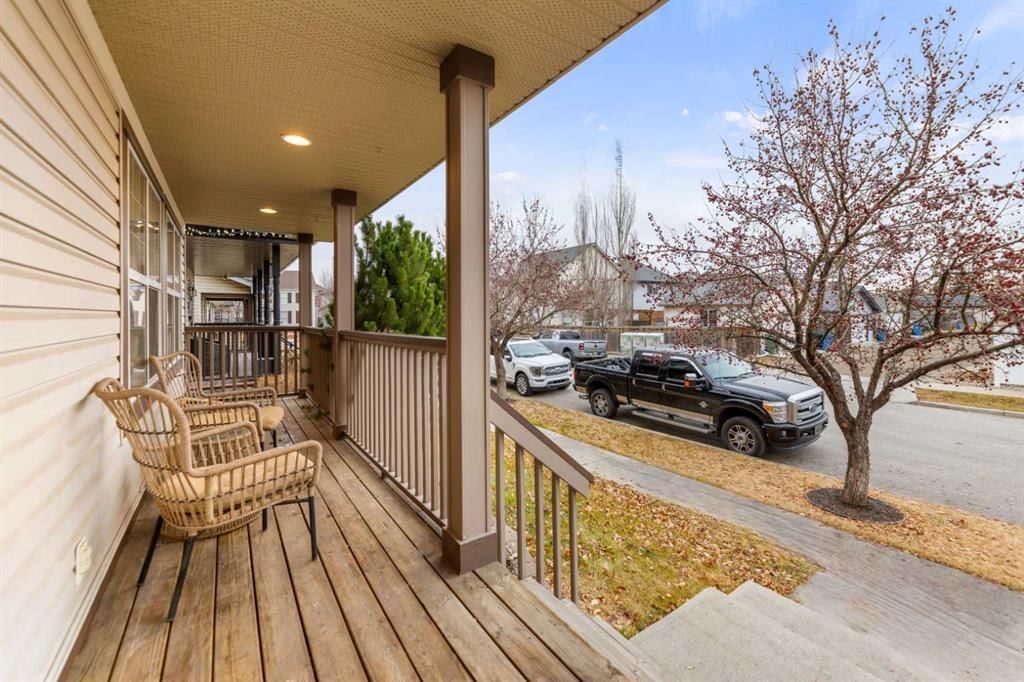 143 Prestwick Heath SE, Calgary — photo 3 of 42