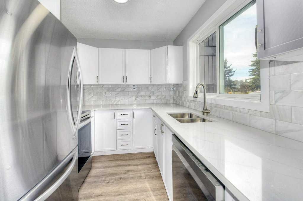 802, 5340 17 Avenue SW, Calgary — photo 3 of 36