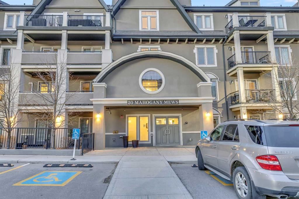 318, 20 Mahogany Mews SE, Calgary — main listing photo