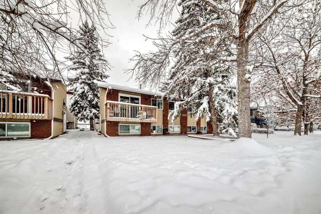 7, 2019 2 Avenue NW, Calgary — photo 2 of 32
